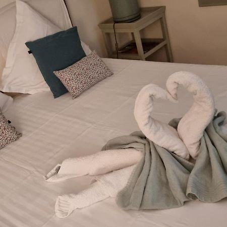 Le Belvedere - Chambres D'Hotes De Charme Et Restaurant Flassans-sur-Issole Экстерьер фото